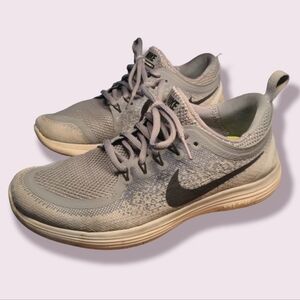 NIKE Running Walking Tennis Shoes